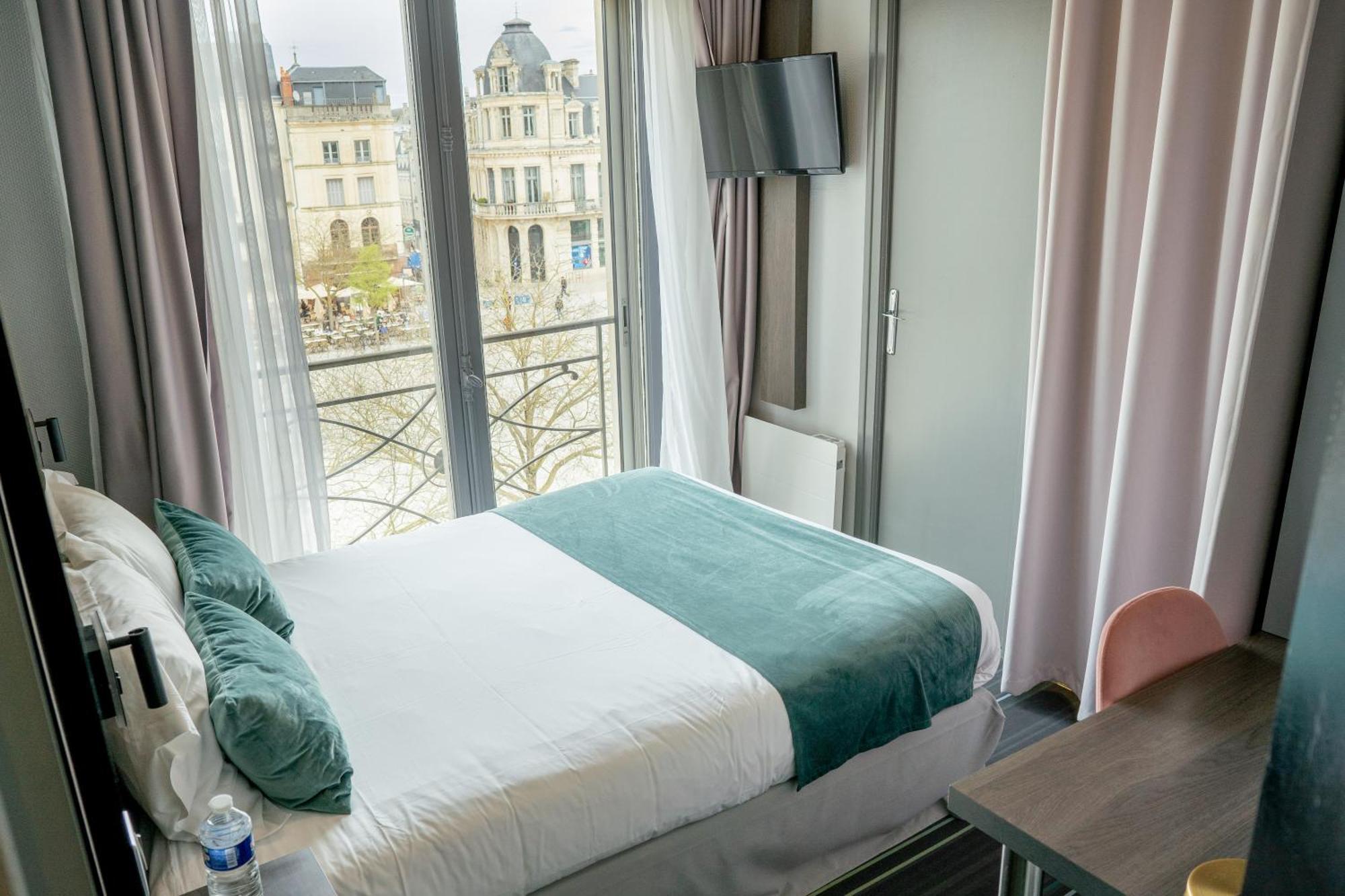 Hotel Central Пуатье Экстерьер фото