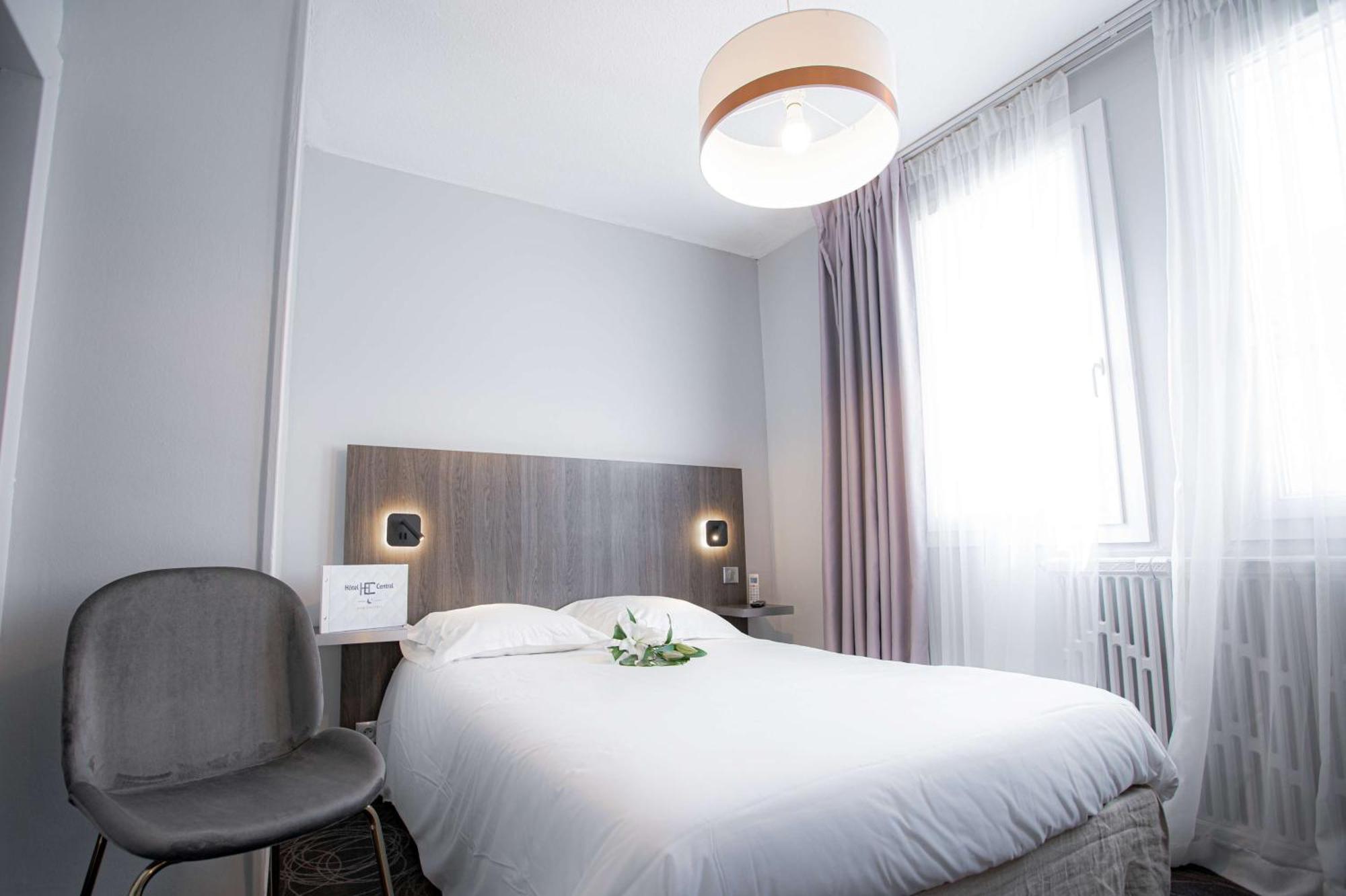 Hotel Central Пуатье Экстерьер фото